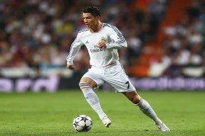 2026世界杯-三连败重压之下，阿扎伦卡与德国队教练的至暗时刻